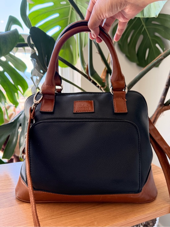 Roots Handbags - Roots Navy and Brown Leather Satchel